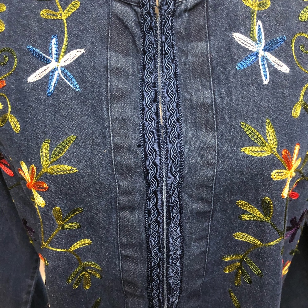 Gunit Fashions embroidered front denim jacket - Picture 4 of 11